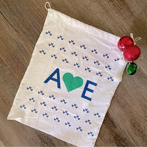 💚LAST ONE💚FINAL PRICE Grinch Slippers - Picture 8 of 10